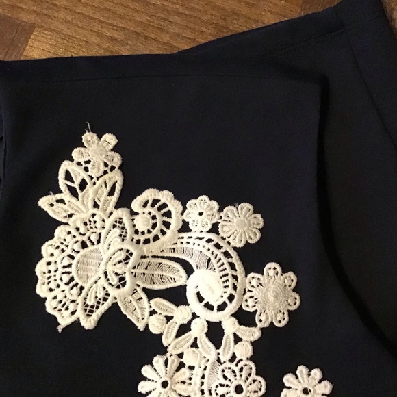 Classic Ellen Tracy top! - Picture 3 of 3